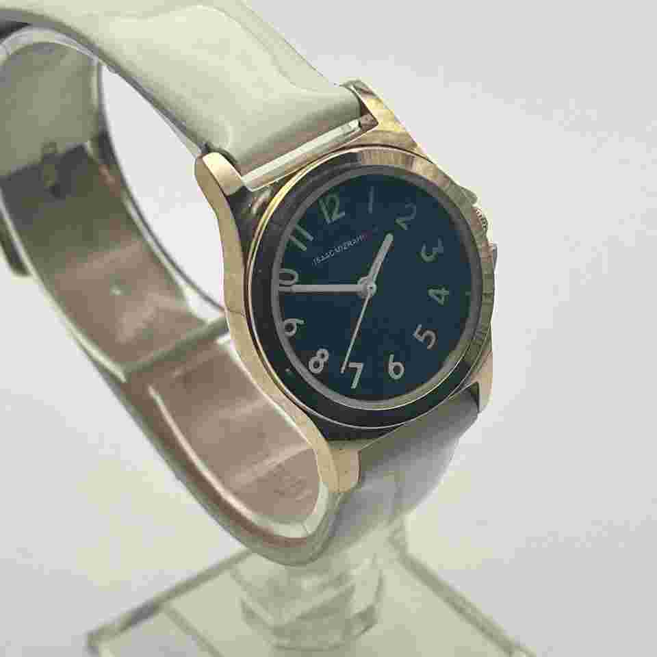 Isaac Mizrahi Live Gold Tone White Leather Women’s Watch Working New Battery