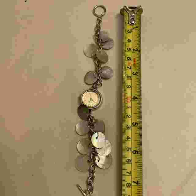 Trendz Watch Womens Silver Tone Cluster Shell Band Toggle Clasp 7"tested