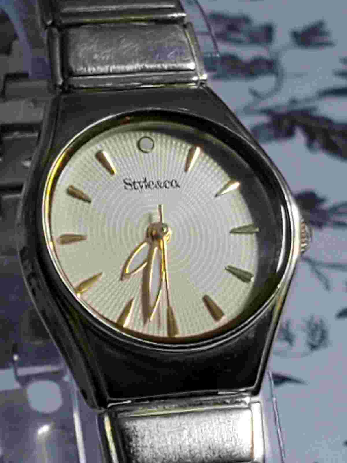 Style & Co Watch Women's Silver/Gold Tone Band SC1056 New Battery Classic