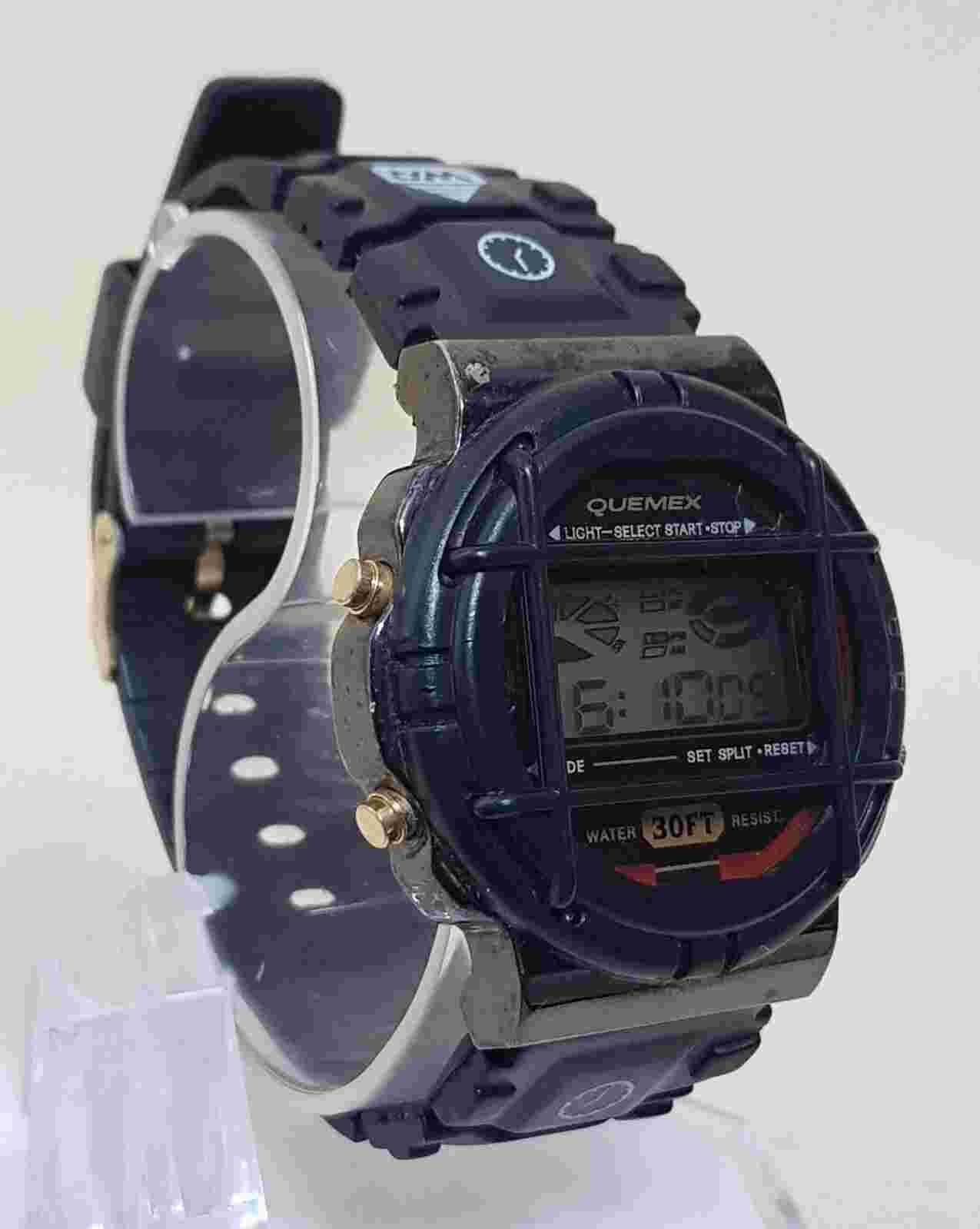 Vintage Quemex Digital Watch Cool Retro Black Rubber Band...NEW BATTERY
