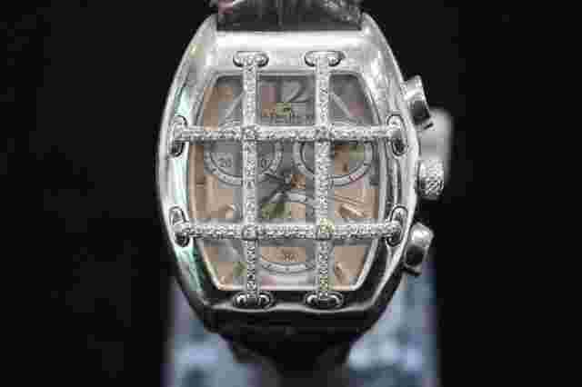 Van Der Bauwede Magnum XS Chronograph Quarterback Diamond Quartz Watch