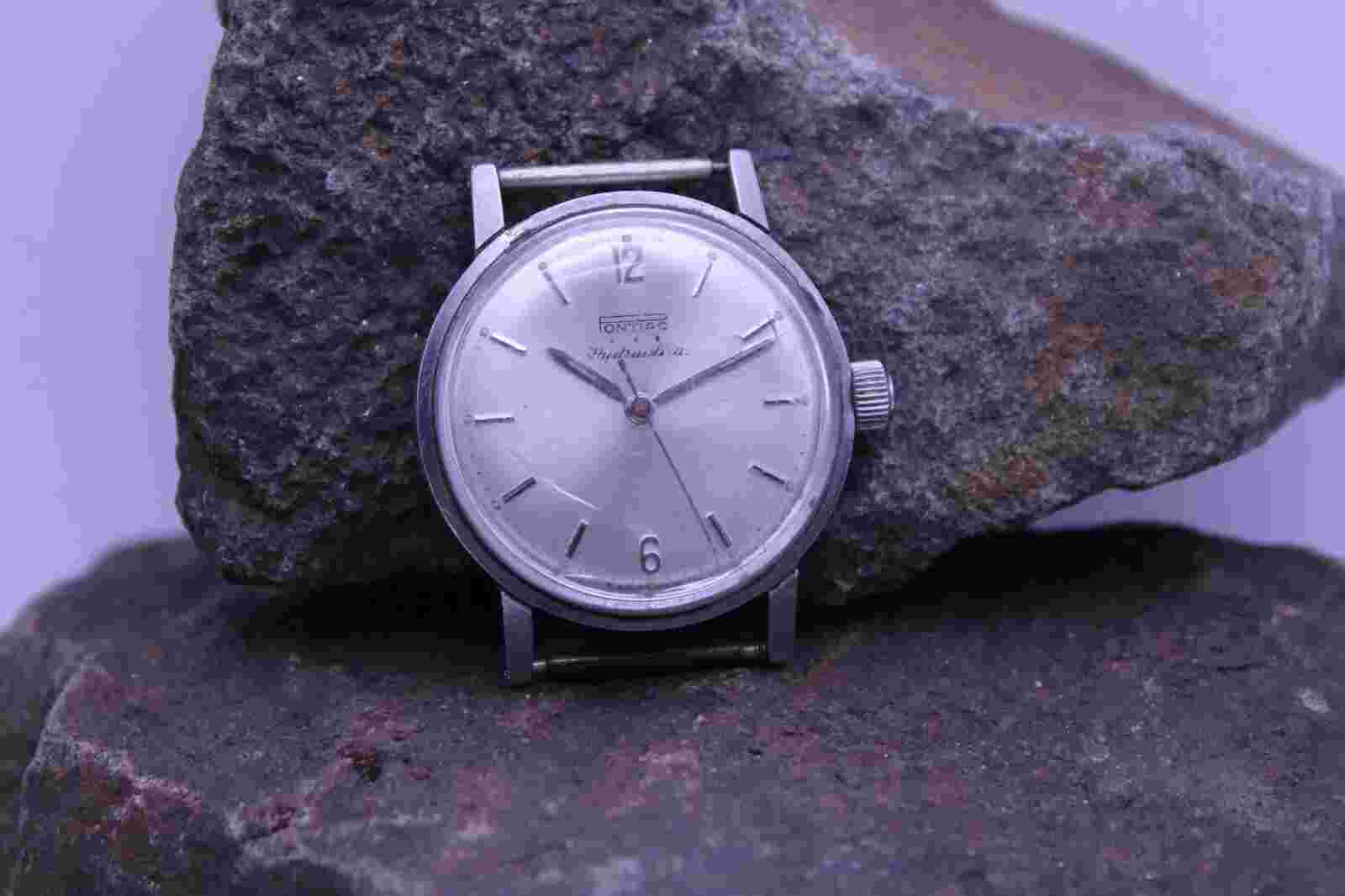 PONTIAC HYDRAULIC WRIST WATCH 32mm 17mm LUG CAL ETA 2390 FOR REPAIR (A16)