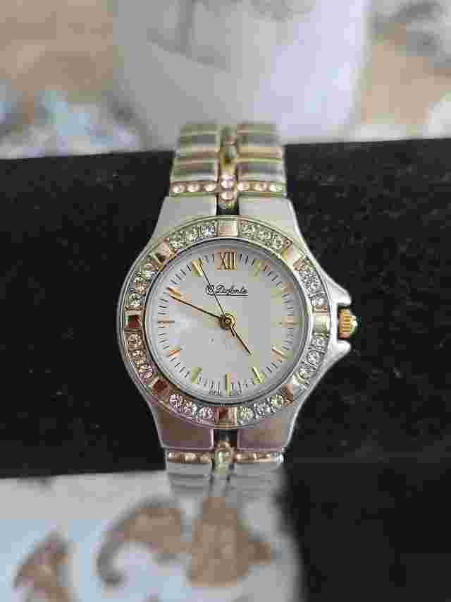 Vintage  Dufonte Lucien Piccard  Ladies Two Tone Watch Crystals 7.5" Japan Move