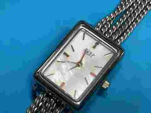 Keep Collection Key Heart Watch Unique Bracelet Works!! Great Christmas Present