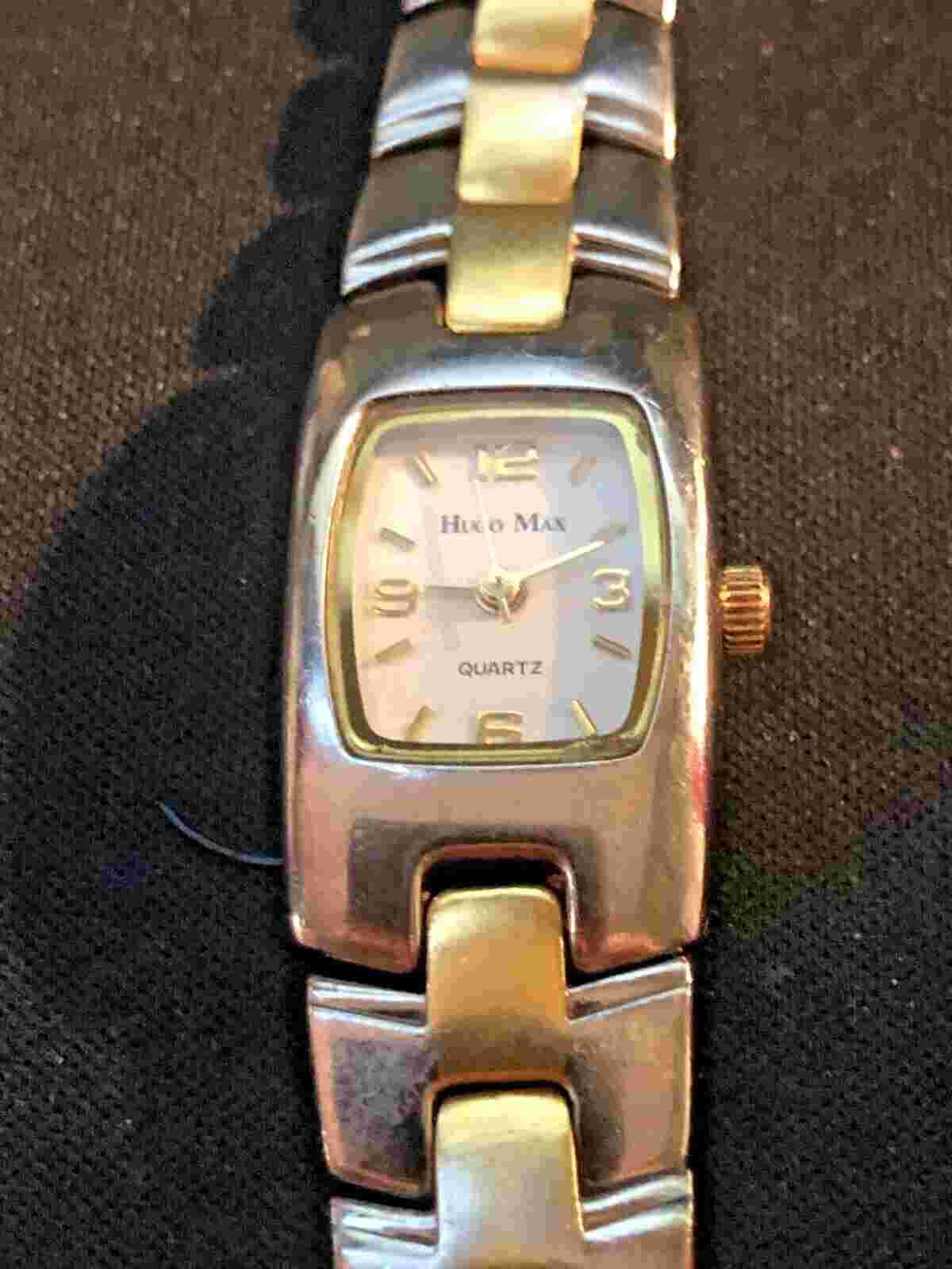 Hugo Max WOMENS Two Tone Watch HM9001D With New Battery Works Great