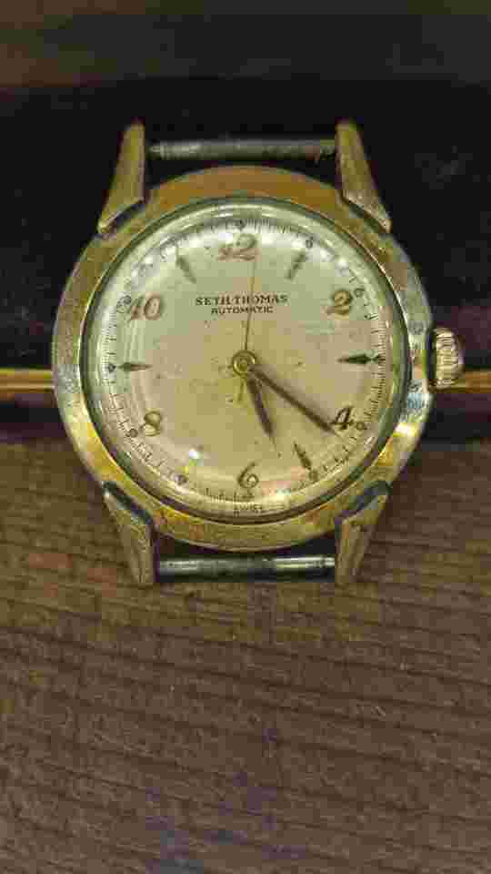 Vintage Men's Seth Thomas Automatic Mechanical Watch. RUNS