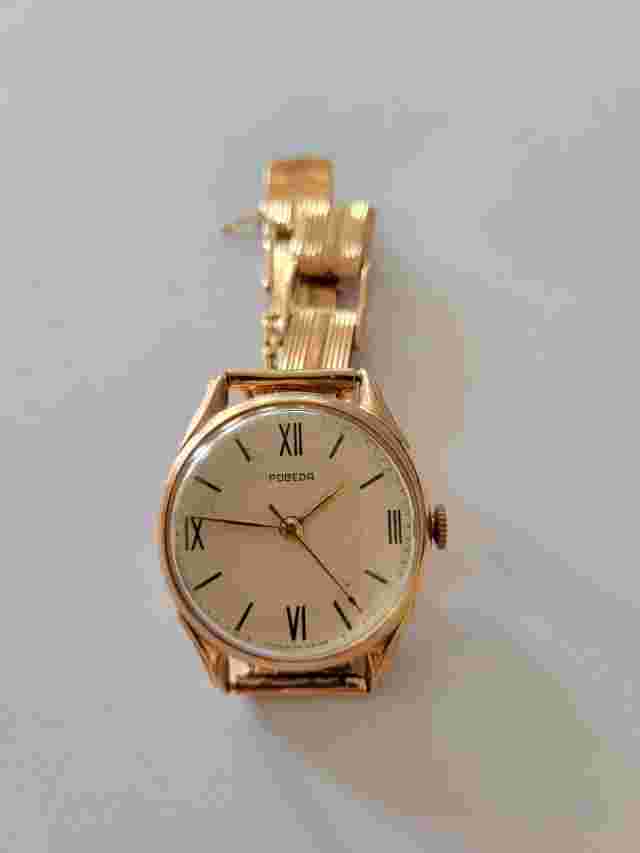 Vintage USSR 583 14K SOLID ROSE GOLD WATCH Pobeda Zim SOLID GOLD BAND