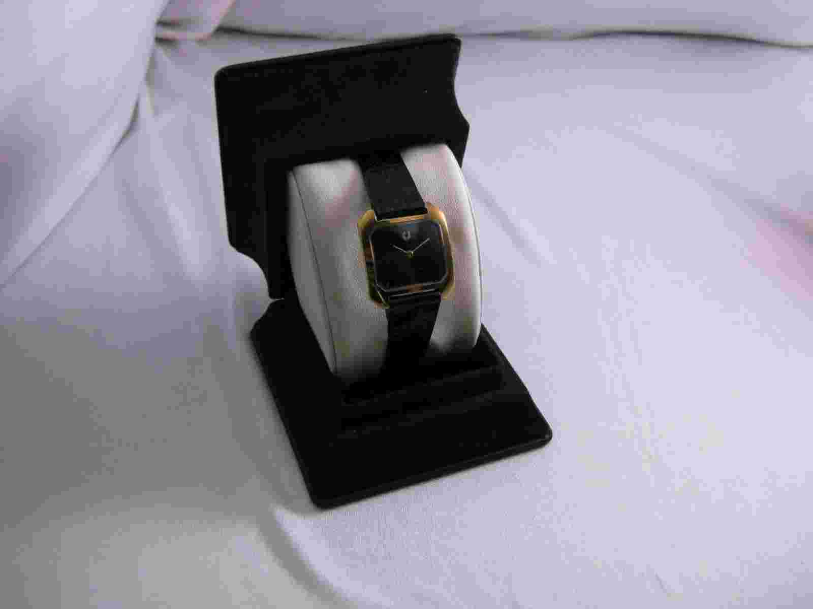 Vintage Charles Jourdan Paris wrist watch for women (Black)