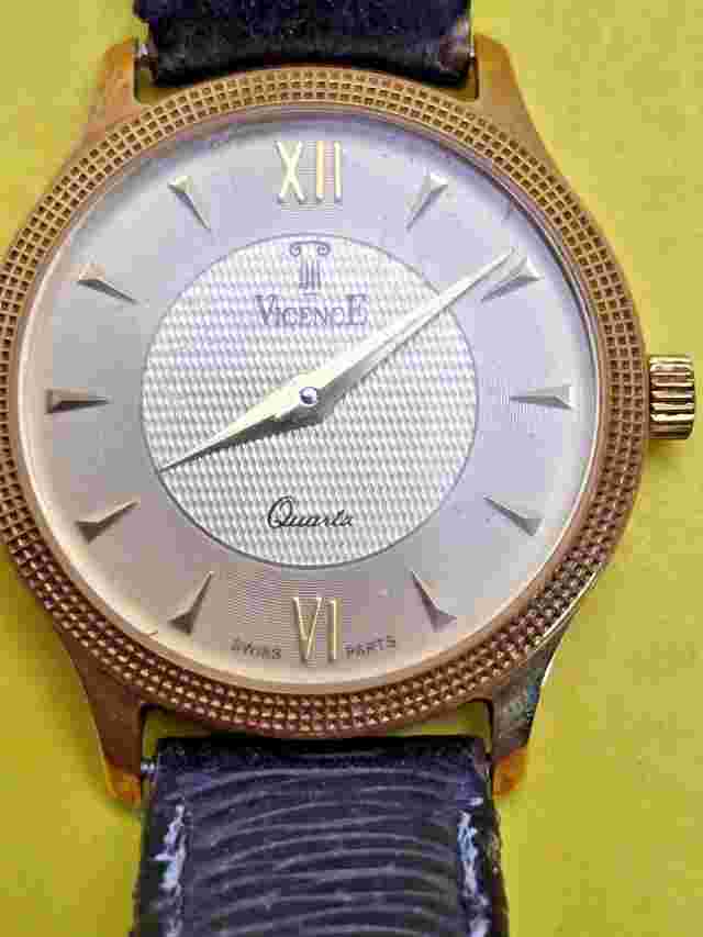 Ladies VicencE Italy Milor 18K Gold Watch