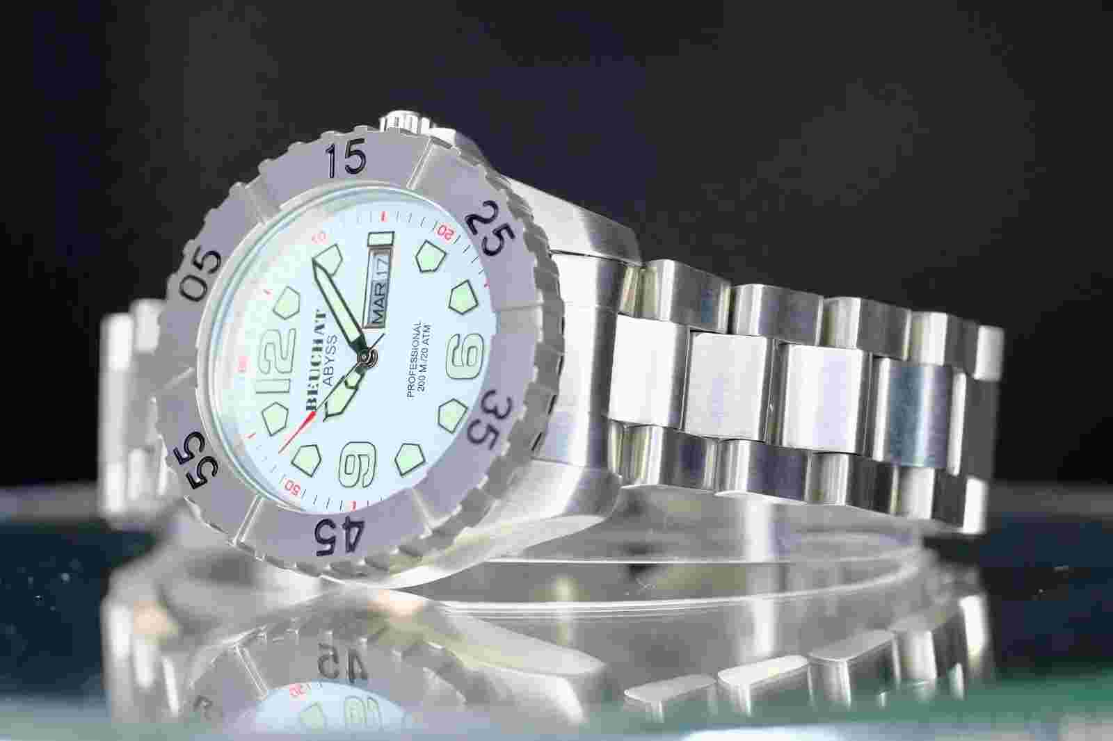 BEUCHAT ABYSS DIVERS MENS WATCH WHITE ARABIC SUPER LUMINOVA ROTATING BEZEL 200M