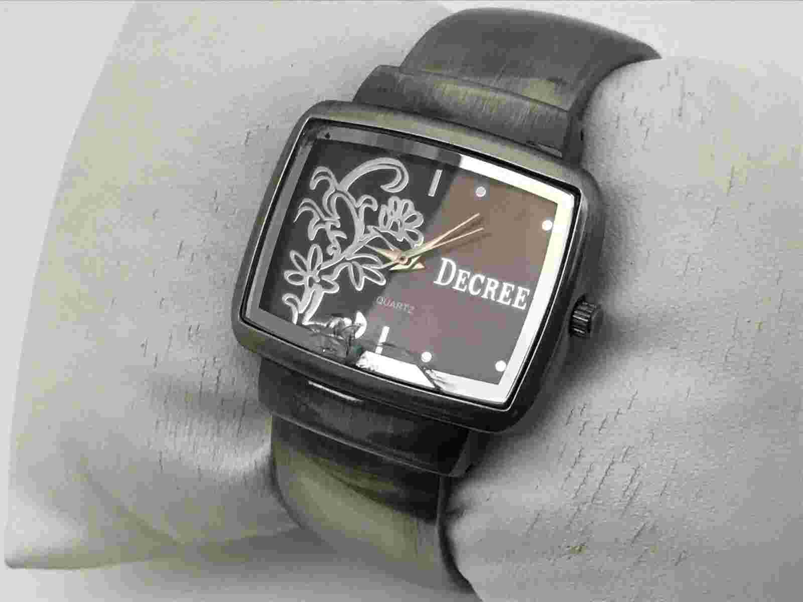 Decree Women Watch Bangle Cuff Bracelet Wrist Watch Broken Crystal
