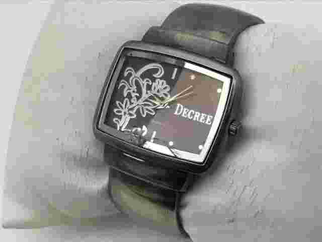 Decree Women Watch Bangle Cuff Bracelet Wrist Watch Broken Crystal