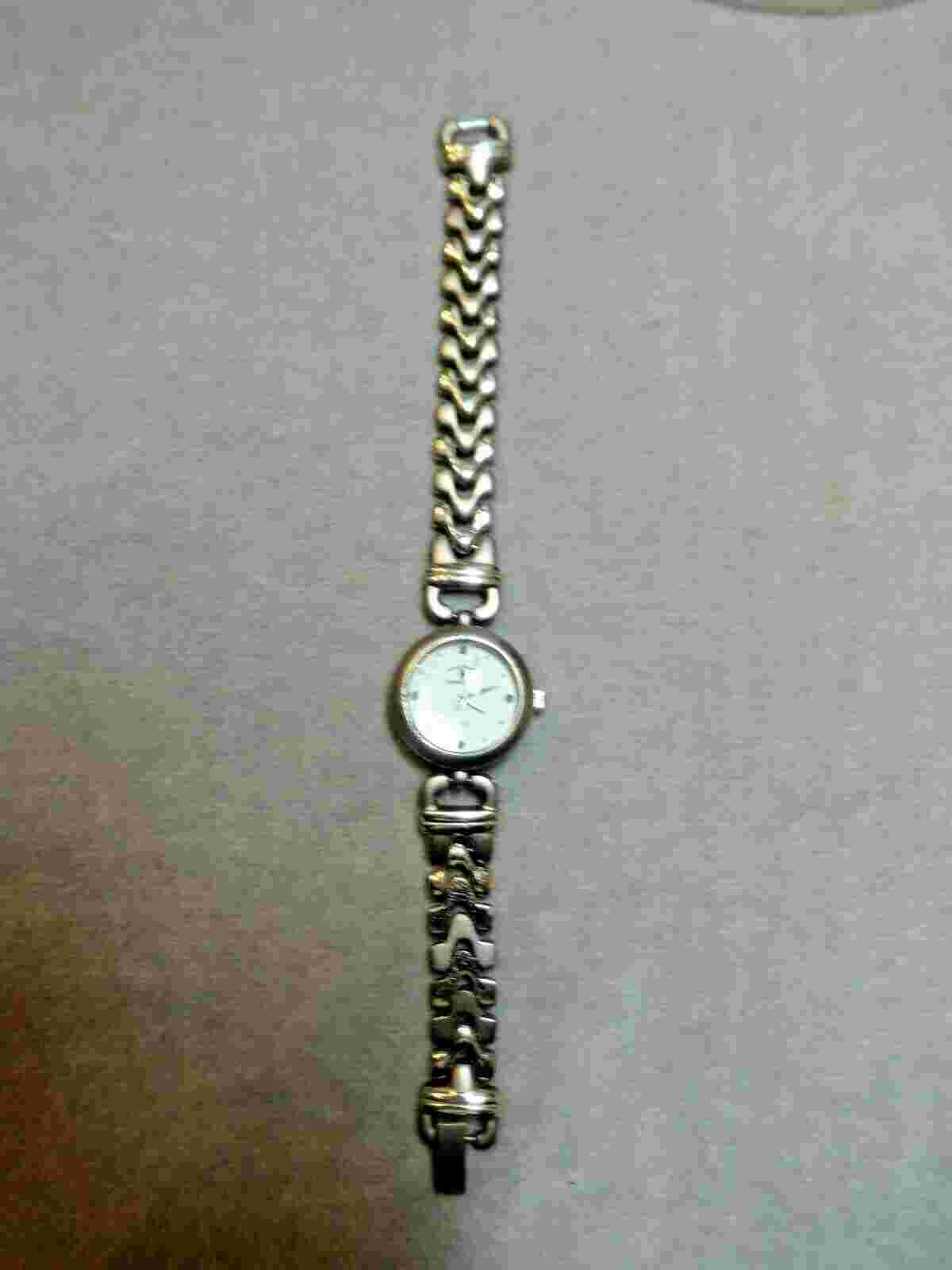 Hollywood Riding Club Ladies Watch ~ Horse Bit Style Links Stainless~New Battery