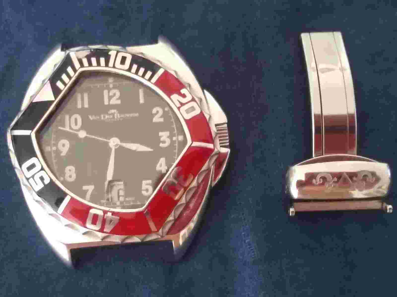Van Der Bauwede, Geneve RARE Tonneau 40mm Case, Coke Bezel, auto. Magnum Ca30.