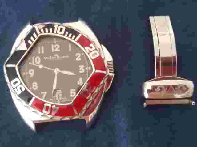 Van Der Bauwede, Geneve RARE Tonneau 40mm Case, Coke Bezel, auto. Magnum Ca30.