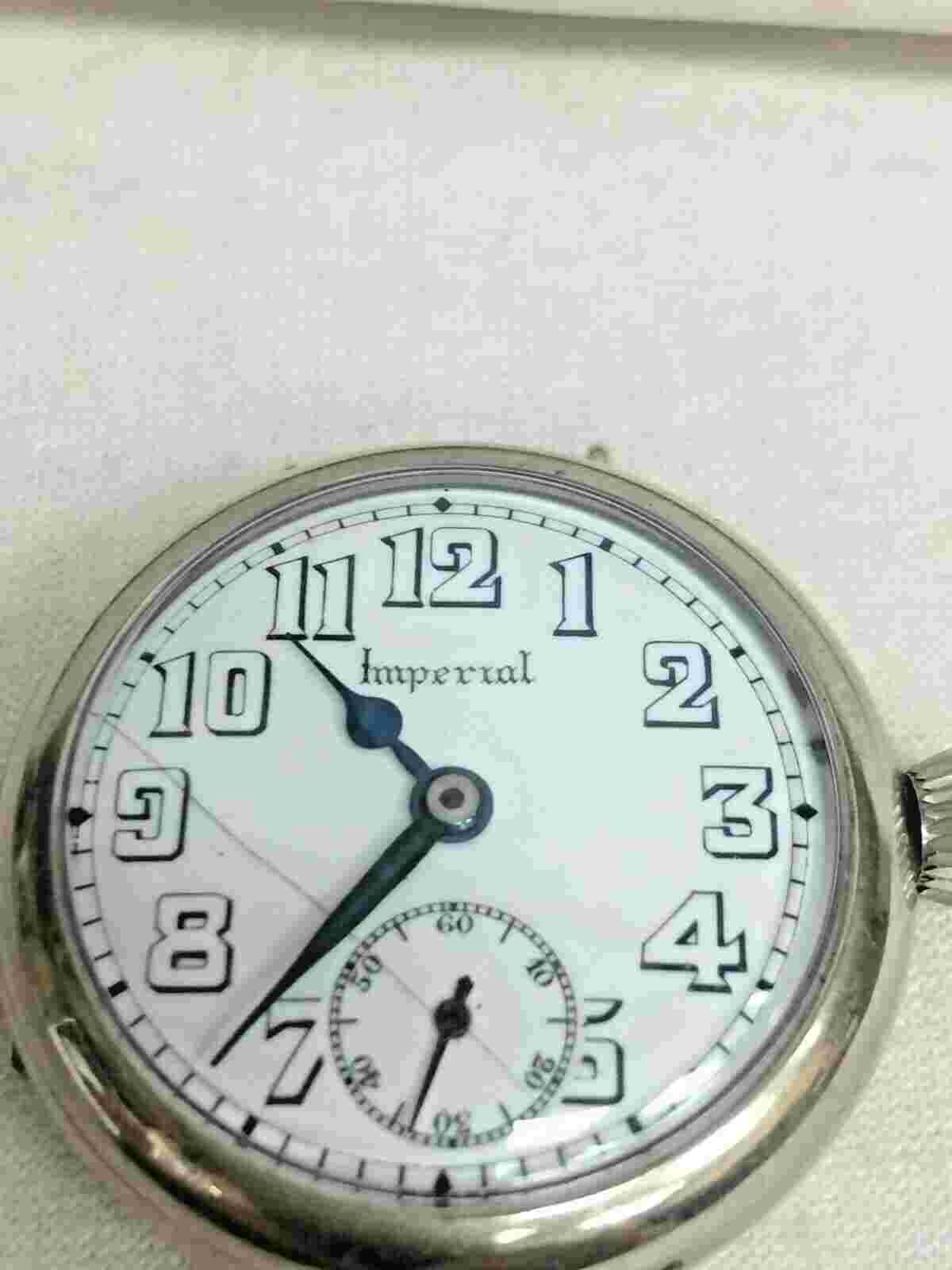 MECHANICAL HAND WINDING IMPERIAL WATCH  STAINLESS STEEL