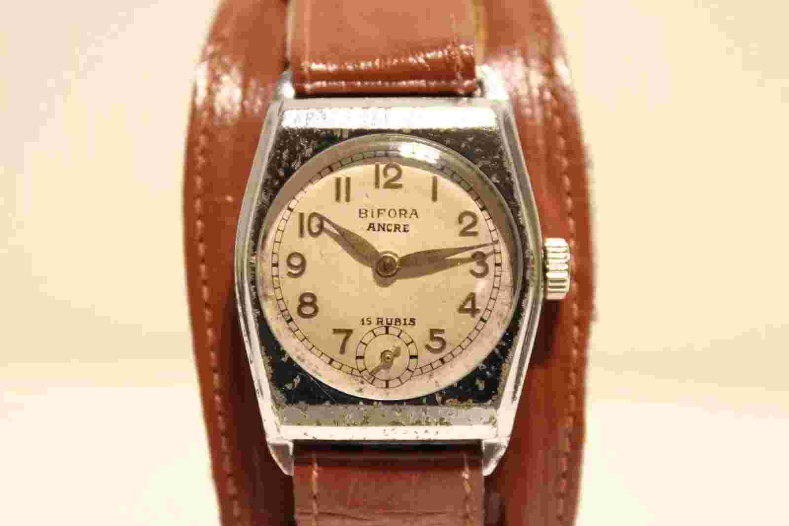 VINTAGE RARE SMALL WW2 GERMANY MILITARY MEN'S WATCH "BIFORA" 15J /D.R.G.M