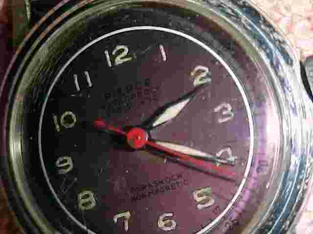 PIERCE  1940s  WWII era MILITARY PILOT 'S  WATCH - RUNNING STRONG  -  VERY COOL
