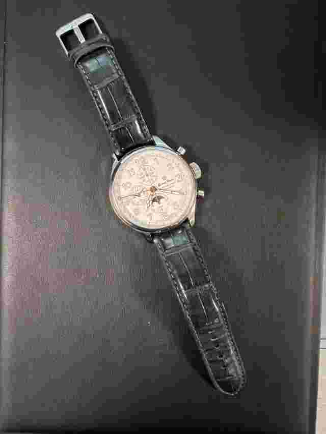 Ernst Benz Chronolunar Officer 47mm White Dial Dial Gold Hands Men's Watch