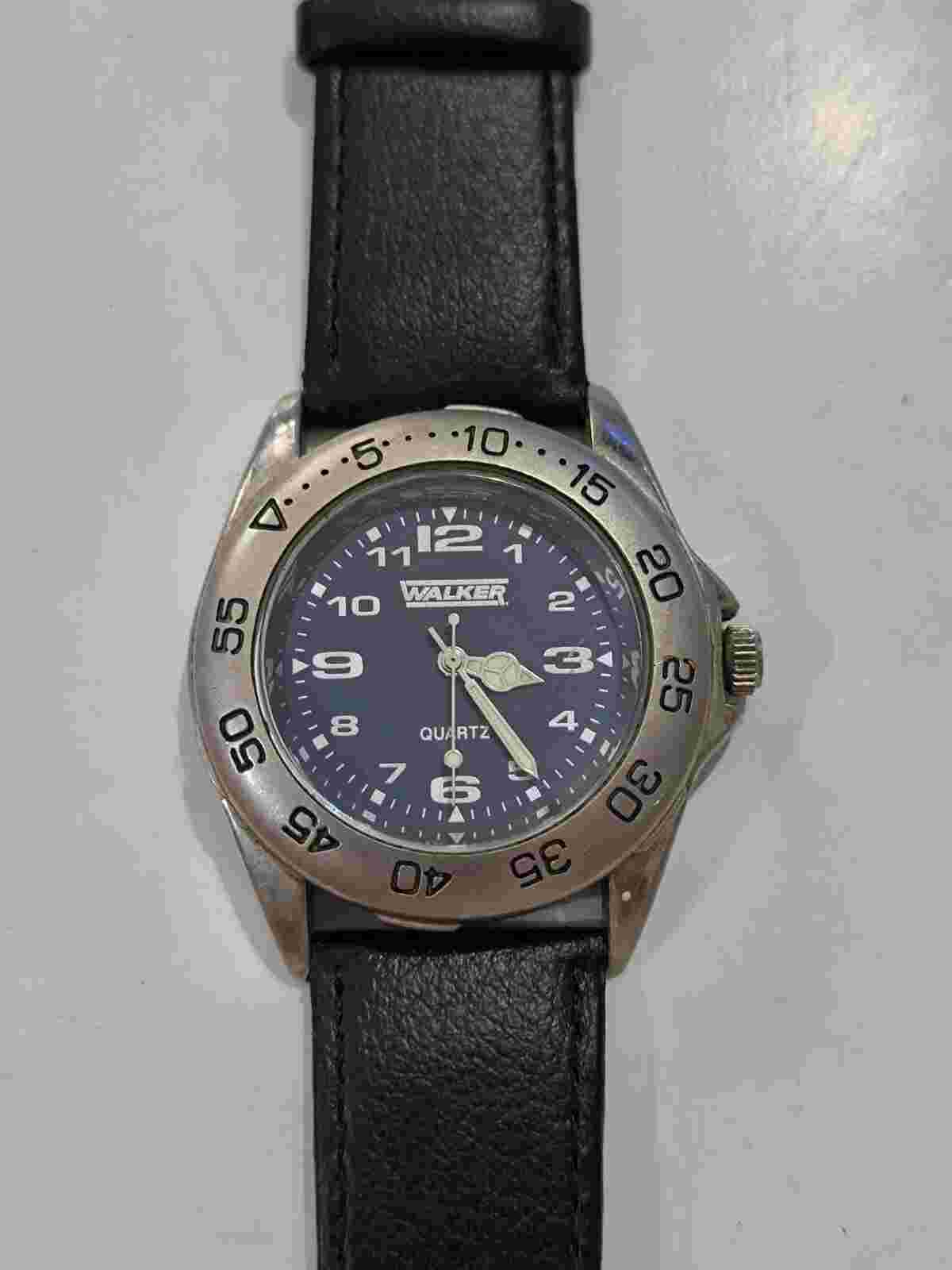 Walker Vintage Ladies Quartz Watch Working