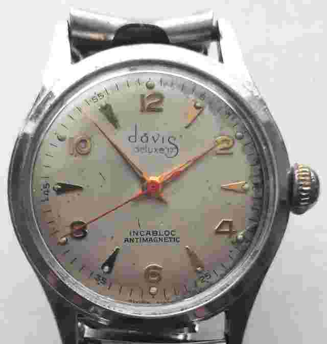 Vintage Men's Davis Deluxe 17 Jewel Watch w Incabloc Mvmt & Unique Flex Band FPO