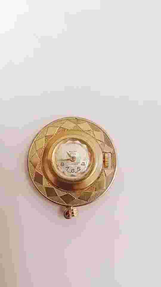 ROUAN DE LUXE Lady watch brooch pendant plated gold Original from 1940s Working