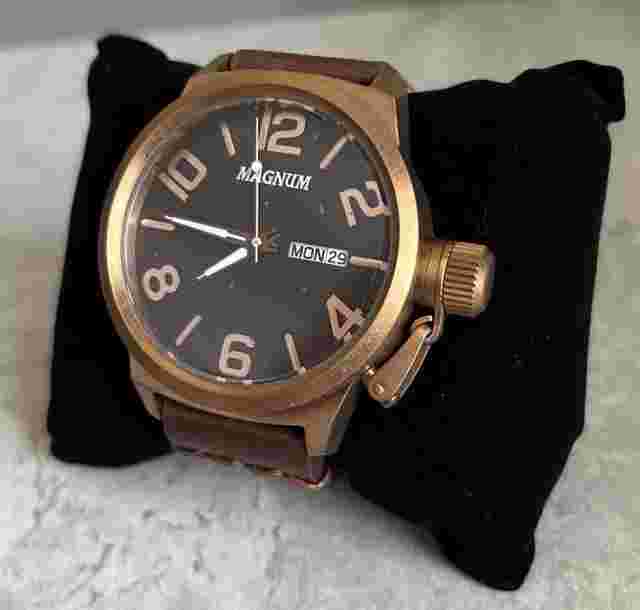 Magnum 48mm Men’s Graduate Quartz Watch