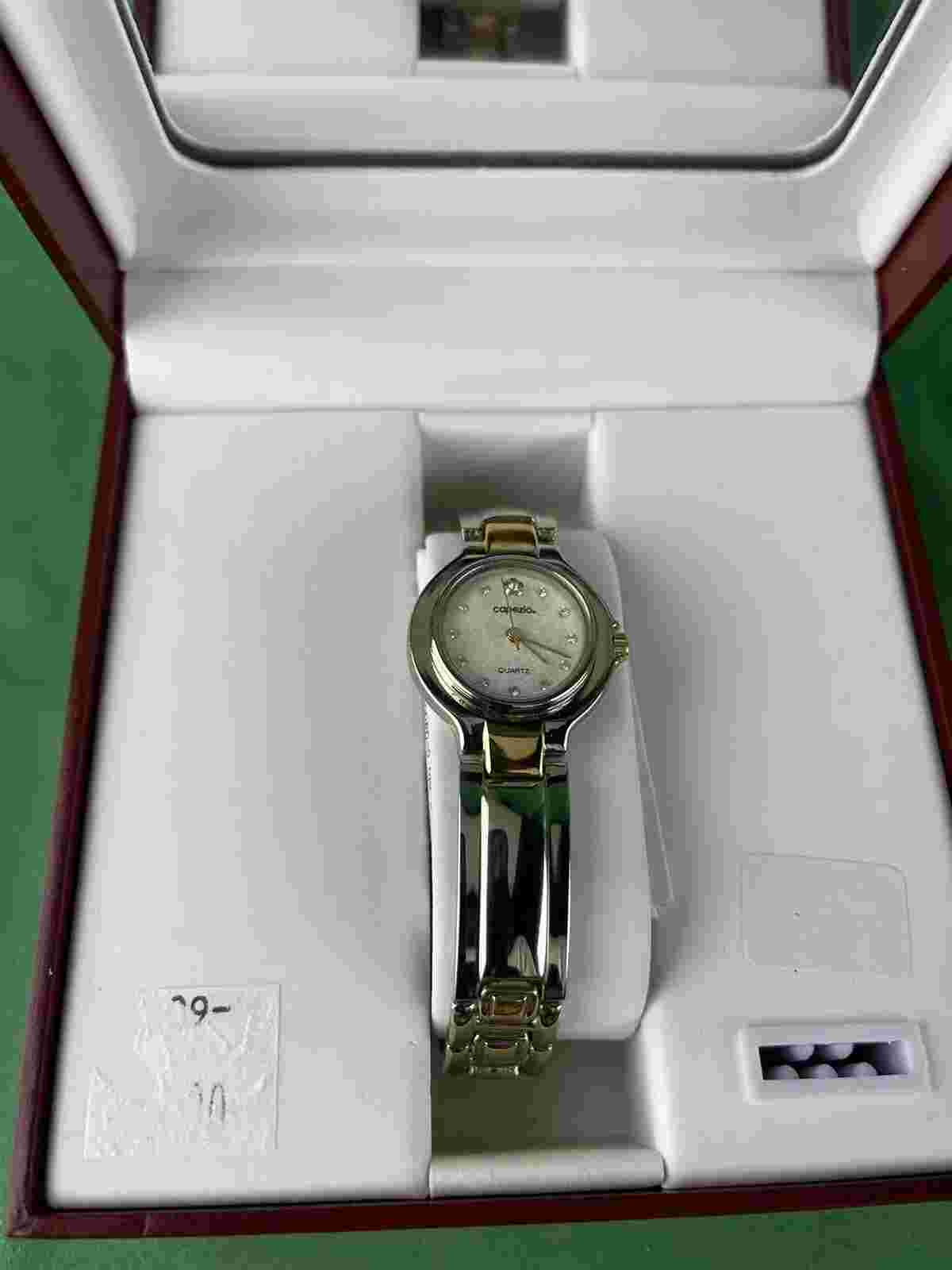 Vintage Capezio Quartz Ladies/Womens Wrist Watch