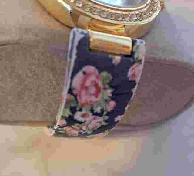 Embassy By Gruen EM4387L Women's 8" Cuff With New Battery