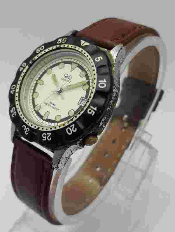 Q&Q Quartz Diver Vintage Unisex Watch WLD423WSI3