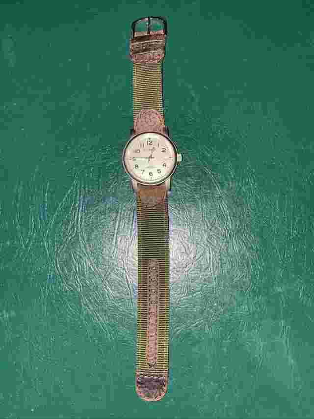 Columbia Watch CL-1426 Army Green & Leather Band Keeps Perfect Time