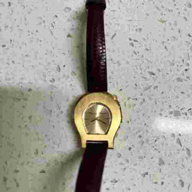 Vintage Etienne Aigner Goldtone Women’s Watch Lizard Skin Band Needs Battery