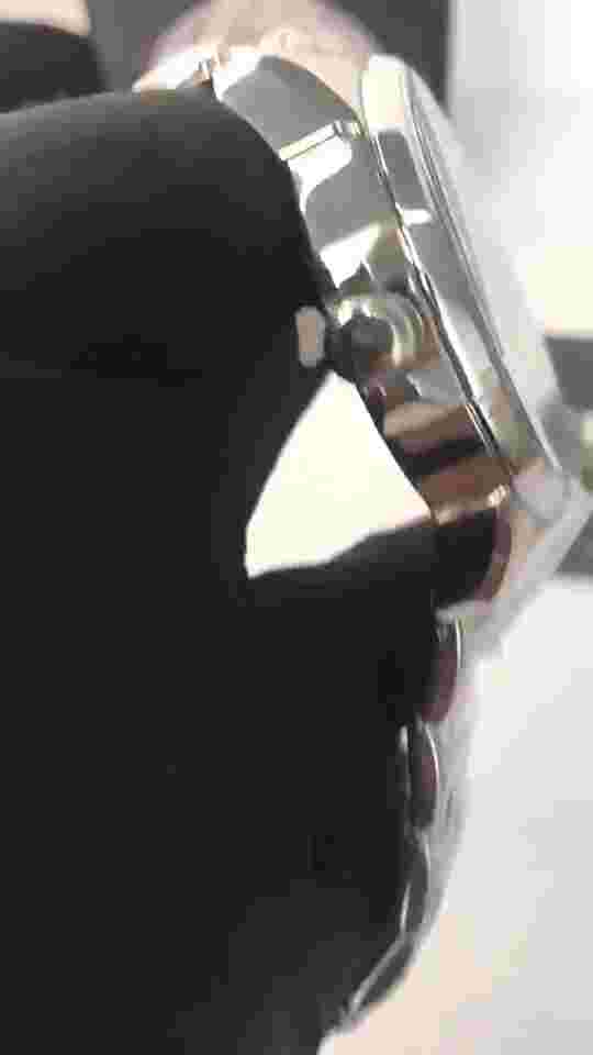 New  Original VERSUS by Versace VSP1M0321 Multifunction Watch for Men Men Silver