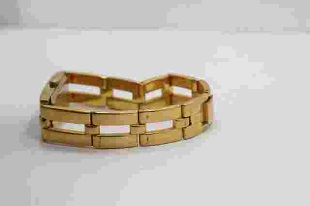 Vintage Western Swiss Quartz w8041l 22k Electroplate Gold Tone Watch New Batt