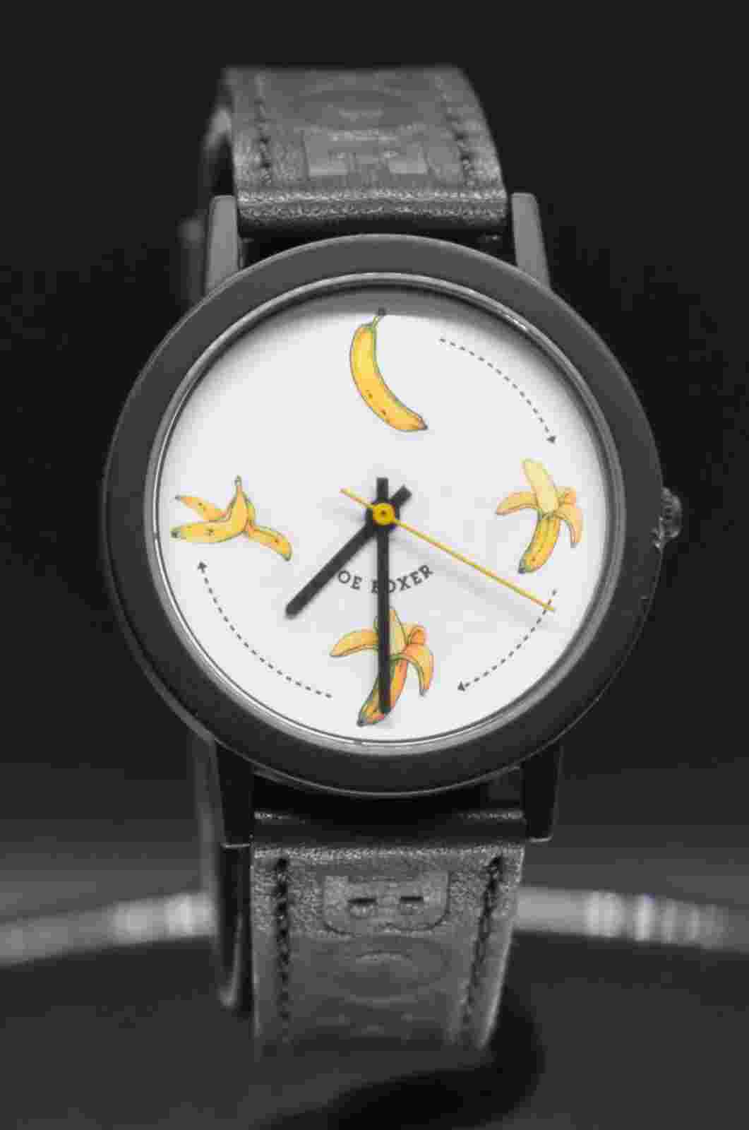 Vtg JOE BOXER Whole Banana Peel Unisex Watch 90's Leather Band RARE NEW BATTERY