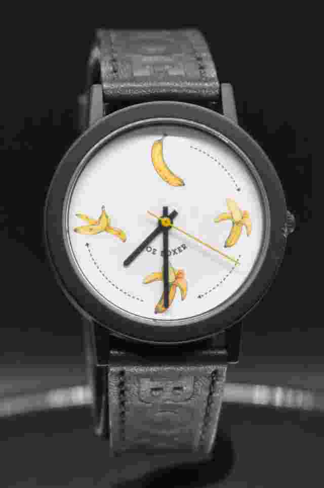 Vtg JOE BOXER Whole Banana Peel Unisex Watch 90's Leather Band RARE NEW BATTERY