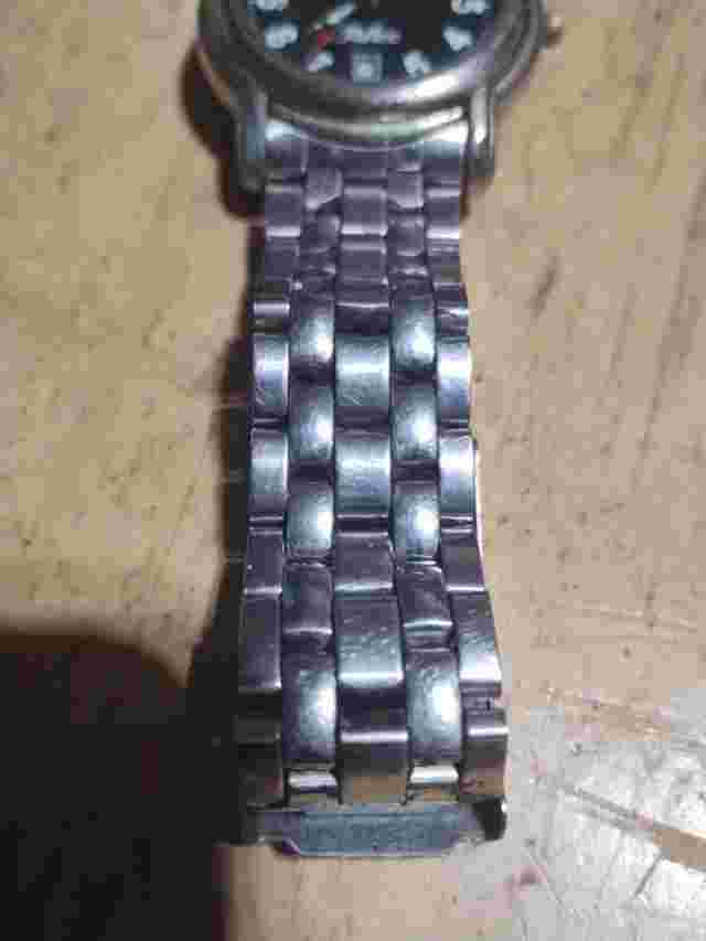 Reflex Quartz watch black dial P.H 10082