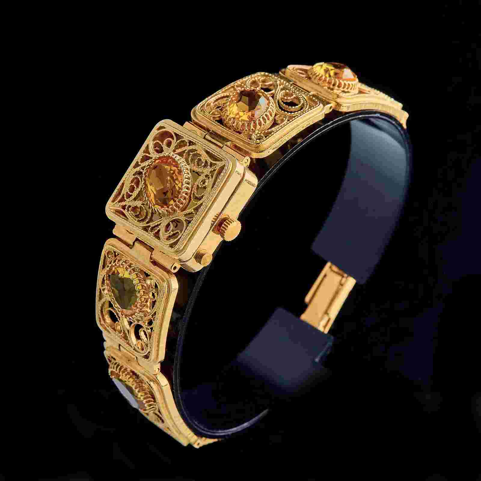 Vintage women's cocktail watches. Soviet Watch Ladies CHAIKA. Chaika 17 jewels