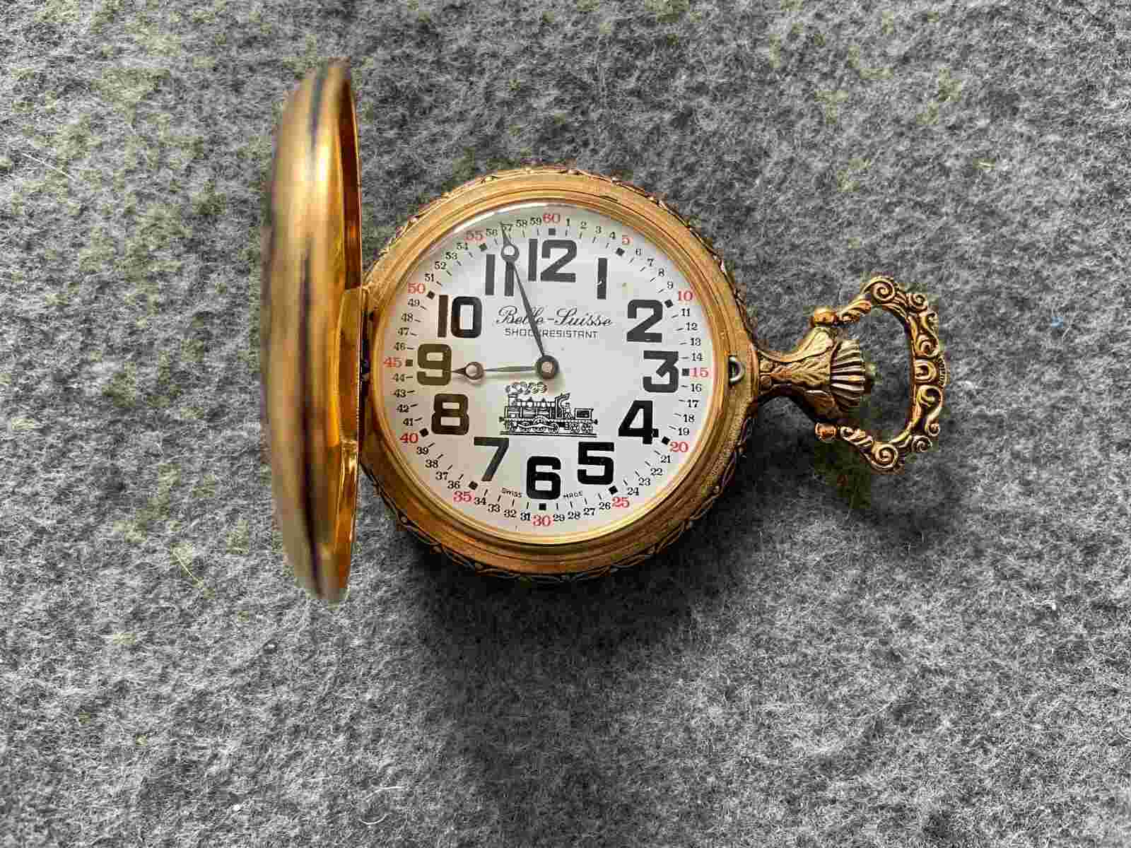 Swiss Made Belle Suisse Mechanical Wind Up Pocket Watch with the Case