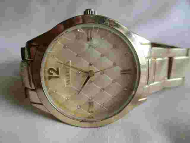 Valletta Analog Wristwatch