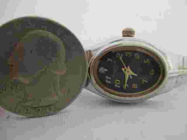 Precision by Gruen Women's Analog Watch Silver Toned Stretch Band *Working*