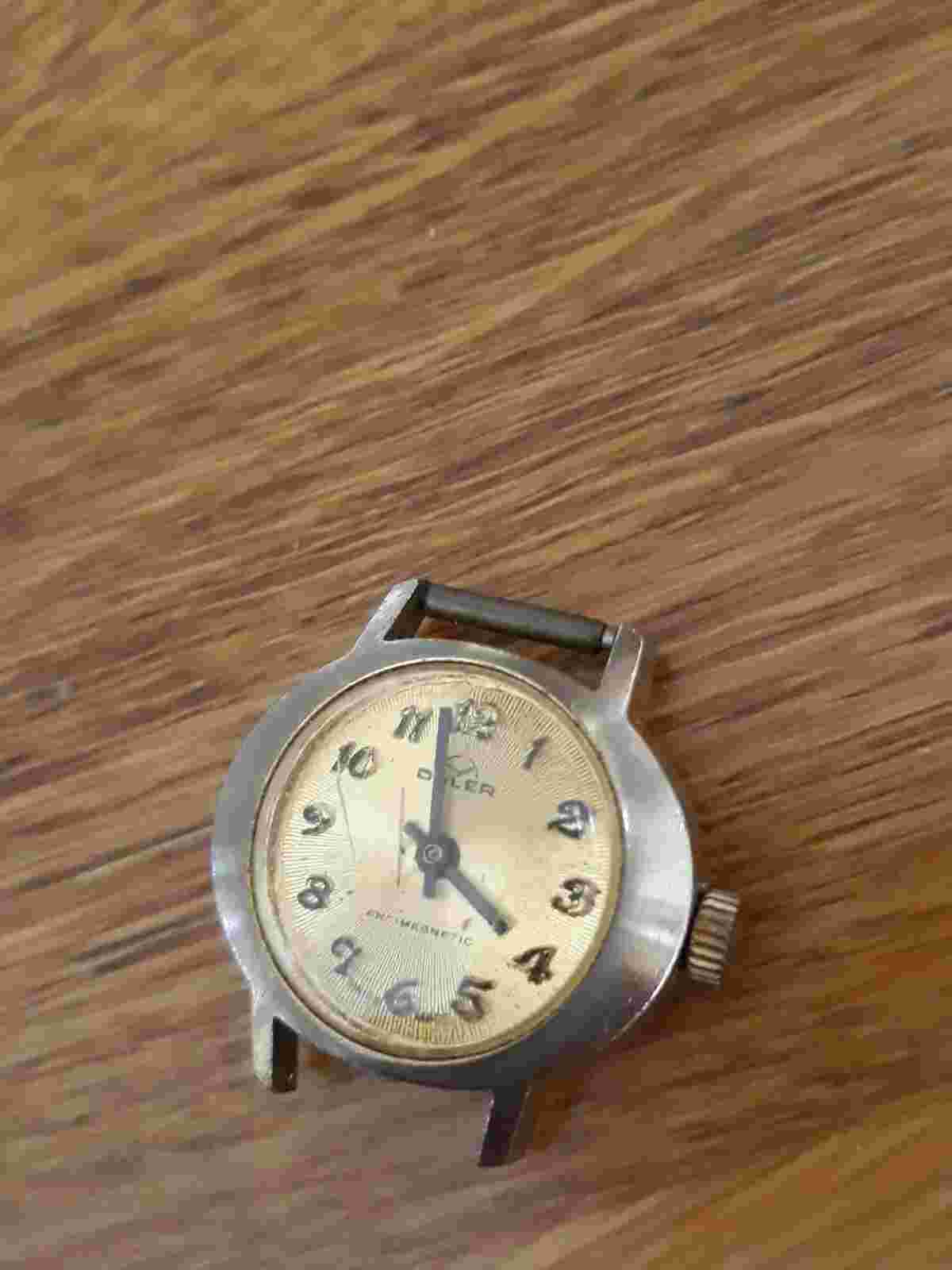 MONTRE ANCIENNE FEMME BULER MECANIQUE  FONCTIONNE