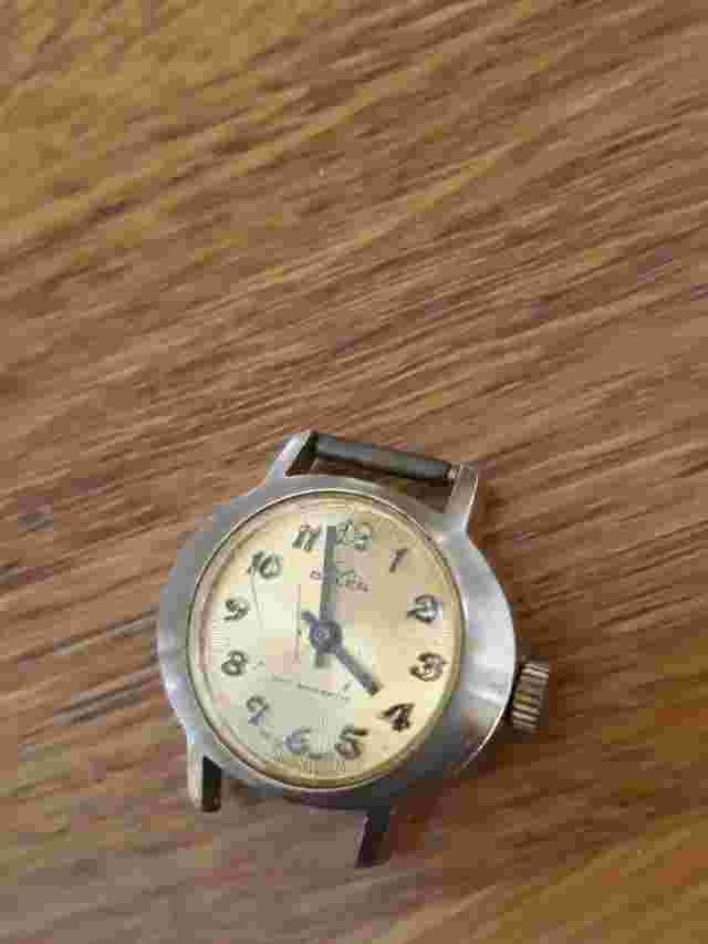 MONTRE ANCIENNE FEMME BULER MECANIQUE  FONCTIONNE