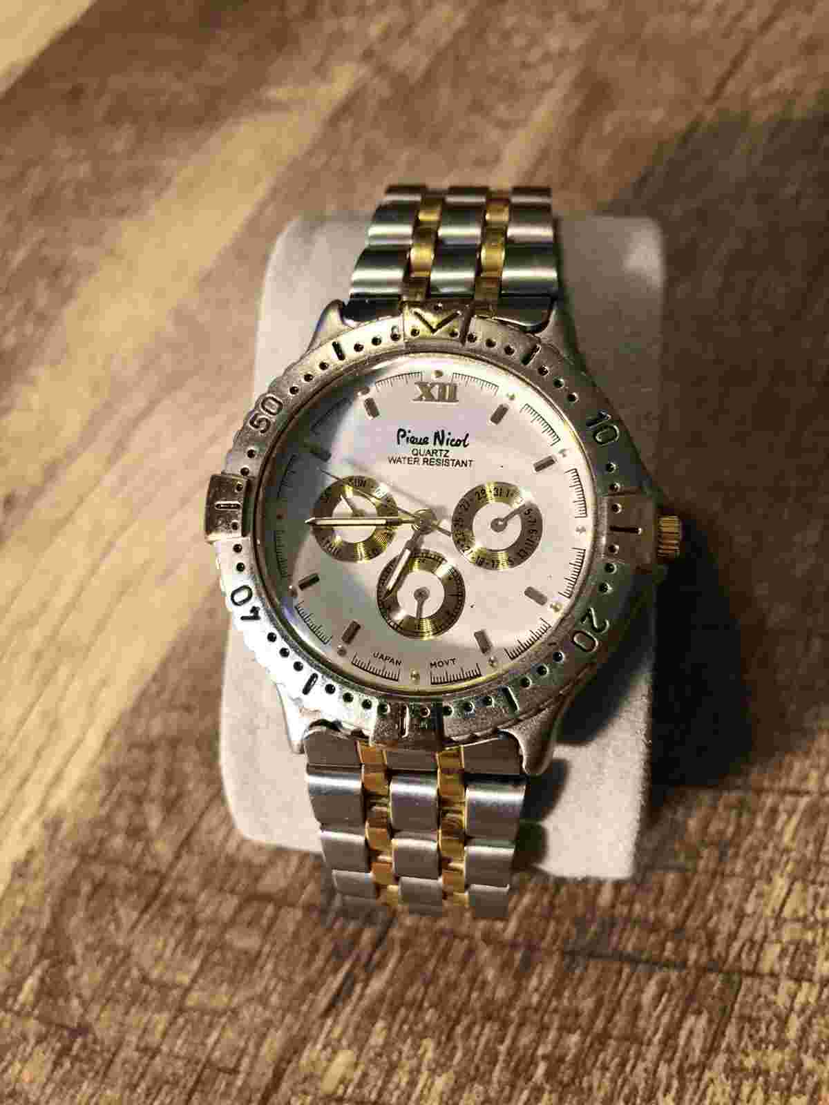 Vintage Pierre Nicol Men’s Watch Stainless Steel Quartz WristWatch PARTS REPAIR