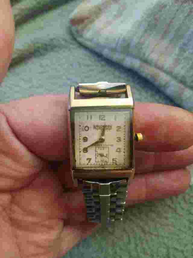 h932 Men's Vintage Mechanical 10kt RGP Hallmark Wristwatch Shock protected