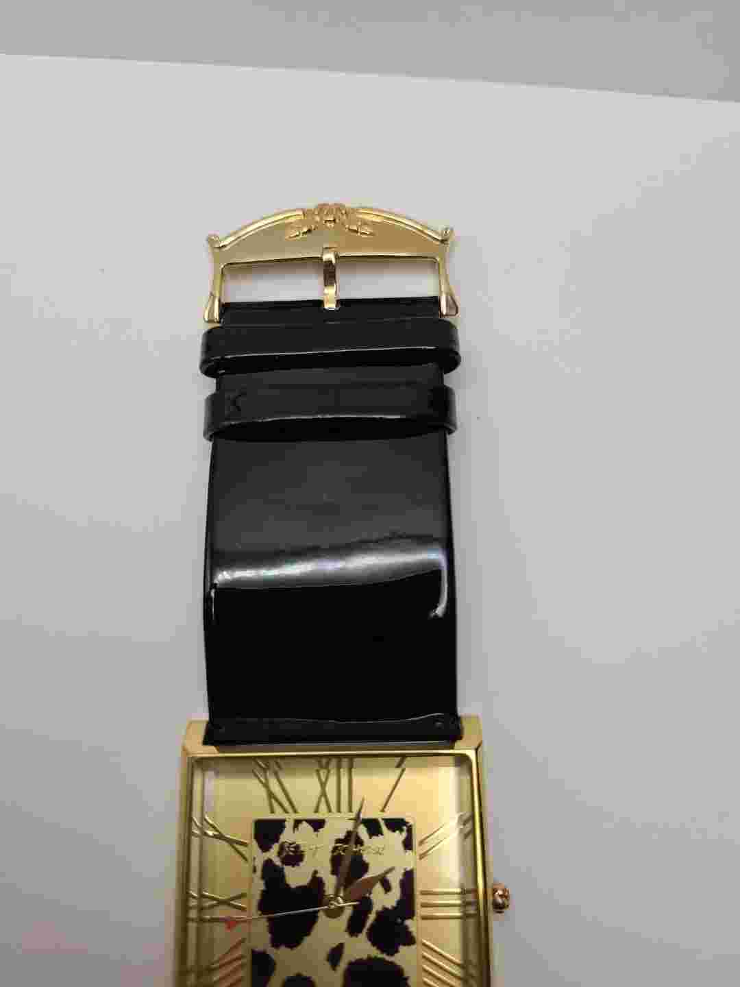 Betsey Johnson Analog Wristwatch Gole Tone Black Leather Band New Battery