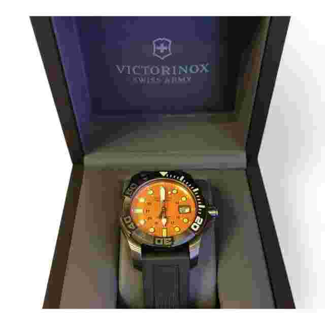 Victorinox Swiss Army Divemaster 500 241428 Orange Black