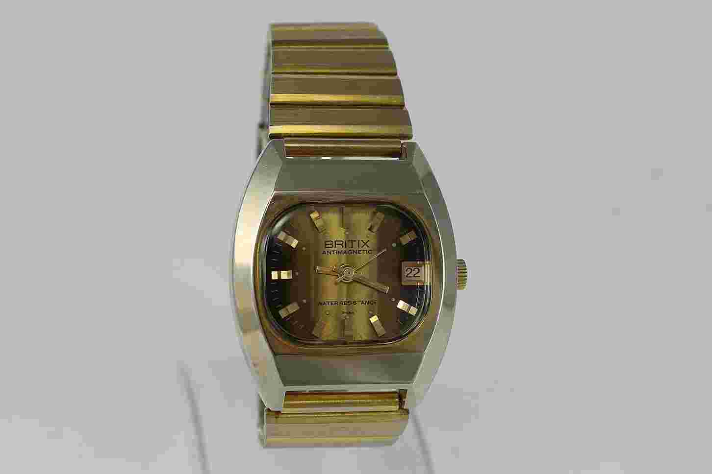Vintage 1960's BRITIX Swiss Wristwatch Antimagnetic Original Bracelet