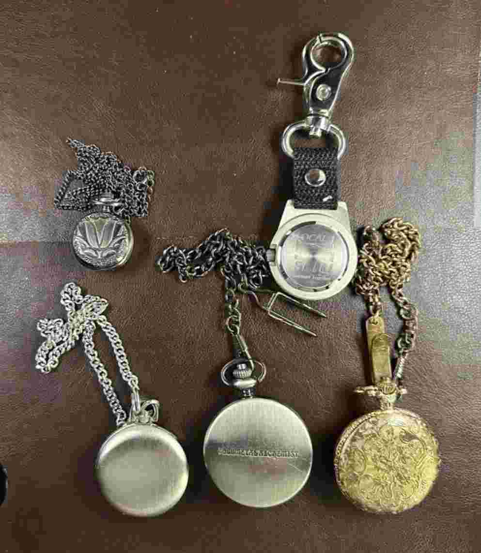 5 Pocket Watches. Fullmetal Alchemist Milan Dad Texas Calibri. Estate. 24025