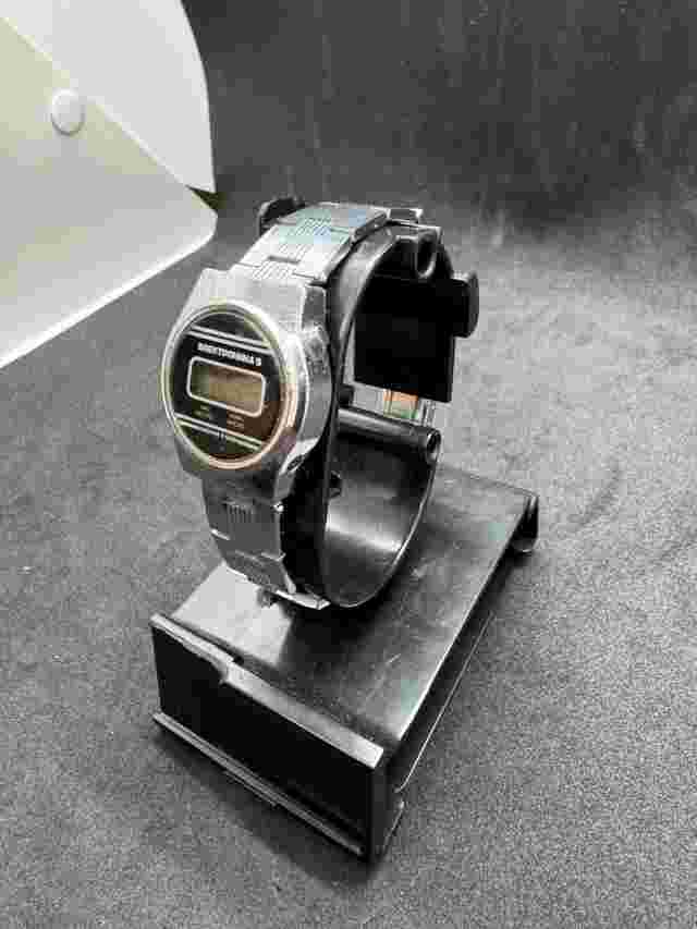 watch Electronika Women's USSR  Soviet Quartz Electronica watch Rare Vintage